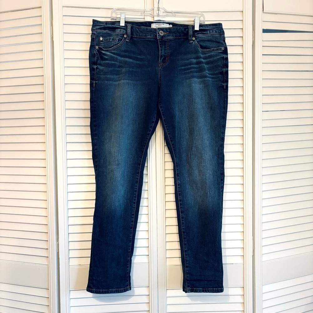 Torrid Classic Skinny Jeans Size 16R